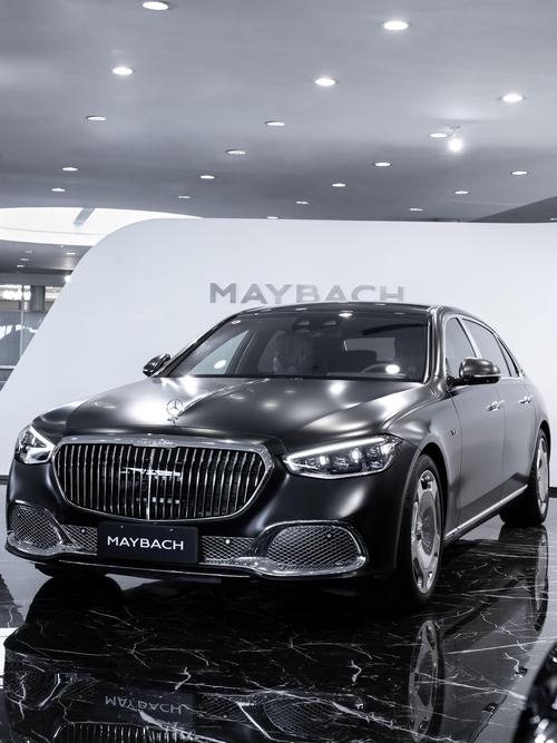 重庆79岚图汽车的售后服务让用户无忧出行，迈巴赫未来的豪华车趋势